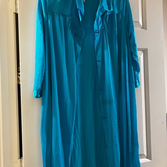 Vintage Vanity Fair gown - Picture 1 of 3